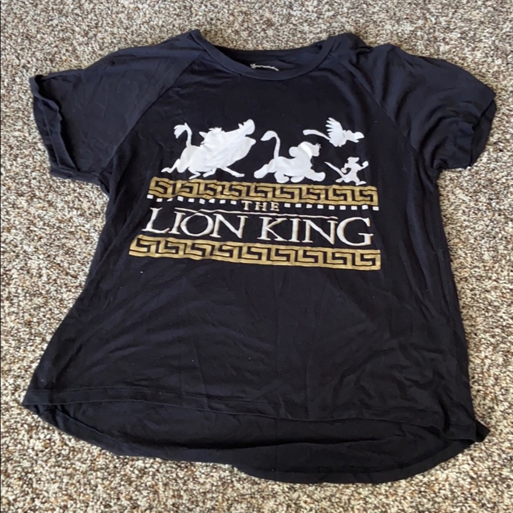 Disney brand Lion King t-shirt.
